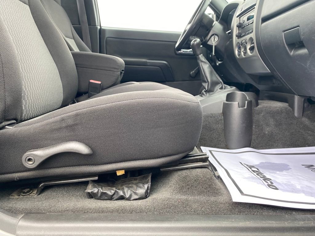 Used 2010 Chevrolet Colorado W/T image 11