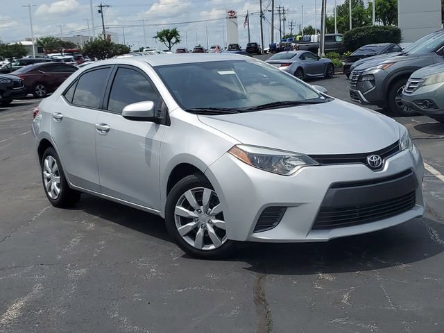 Used 2016 Toyota Corolla LE FWD image 29