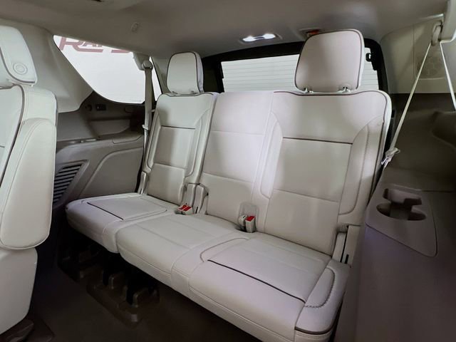 Used 2021 GMC Yukon Denali w/ Denali Premium Package AWD/4WD image 38