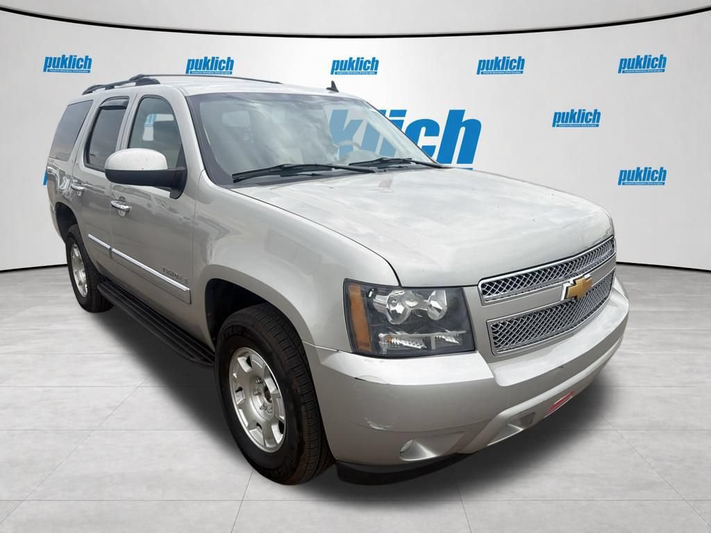 Used 2007 Chevrolet Tahoe LT w/ LT Preferred Equipment Group AWD/4WD image 3