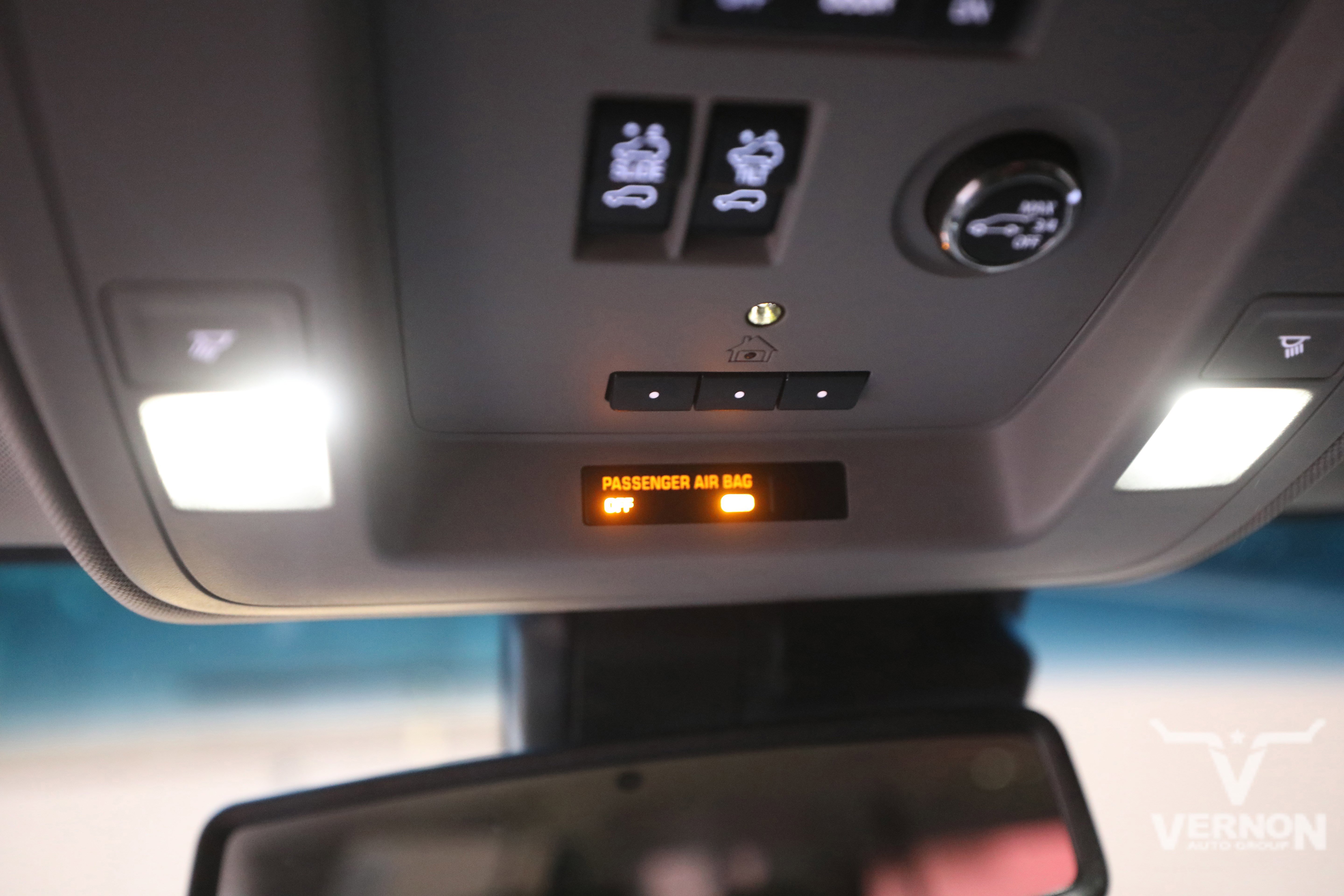 Used 2020 GMC Yukon XL SLT w/ Premium Edition image 25