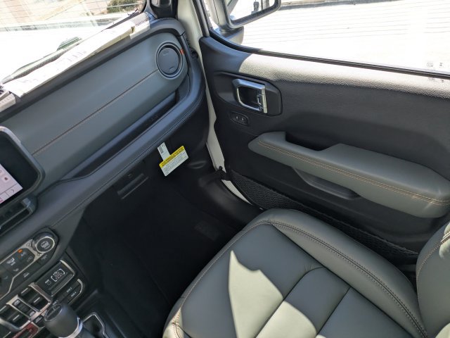 New 2026 Jeep Gladiator Mojave AWD/4WD image 18