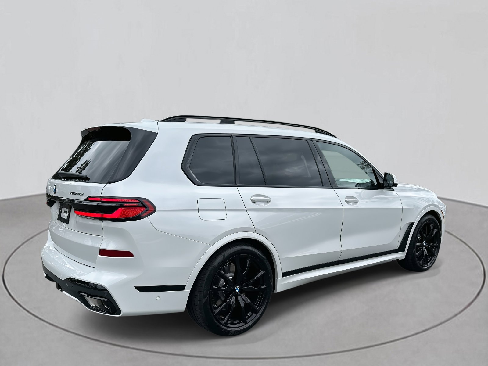 New 2026 BMW X7 xDrive40i w/ M Sport Package image 5
