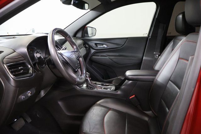 Used 2022 Chevrolet Equinox RS w/ RS Leather Package image 12