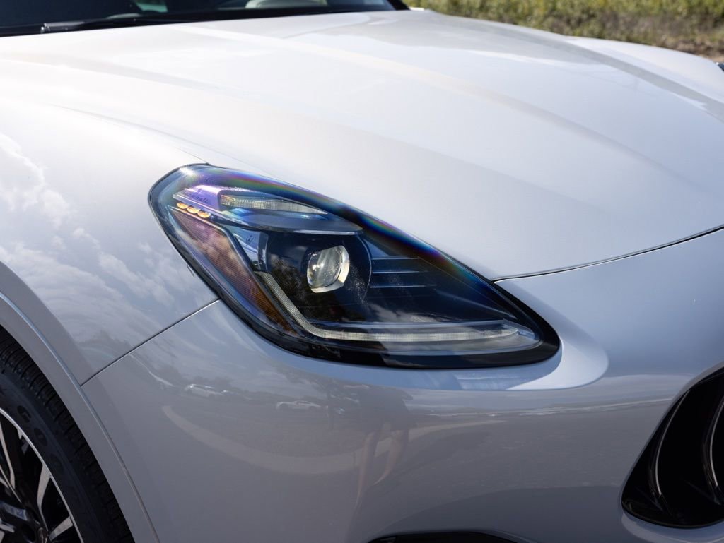 New 2025 Maserati Grecale GT image 15