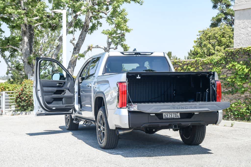 Used 2024 Toyota Tundra Limited AWD/4WD image 28