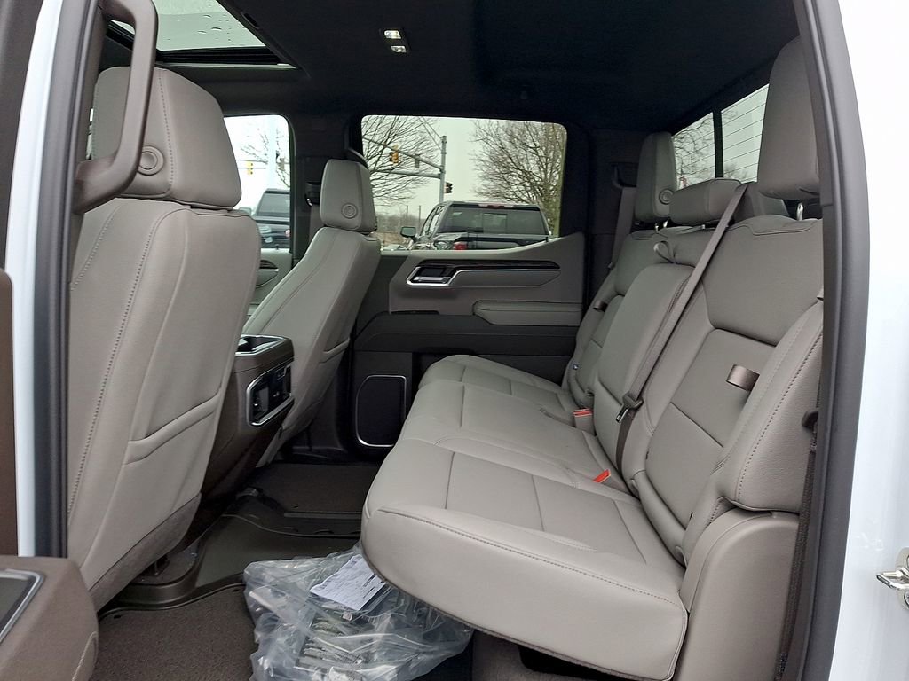 New 2026 GMC Sierra 1500 SLT w/ SLT Premium Plus Package image 6