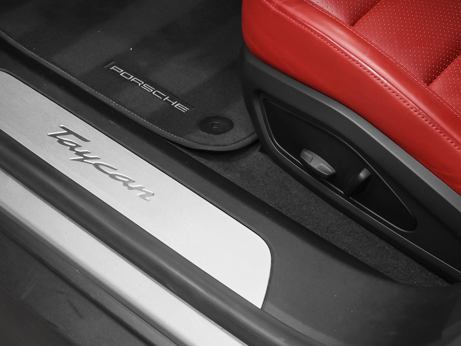 Certified 2023 Porsche Taycan image 23