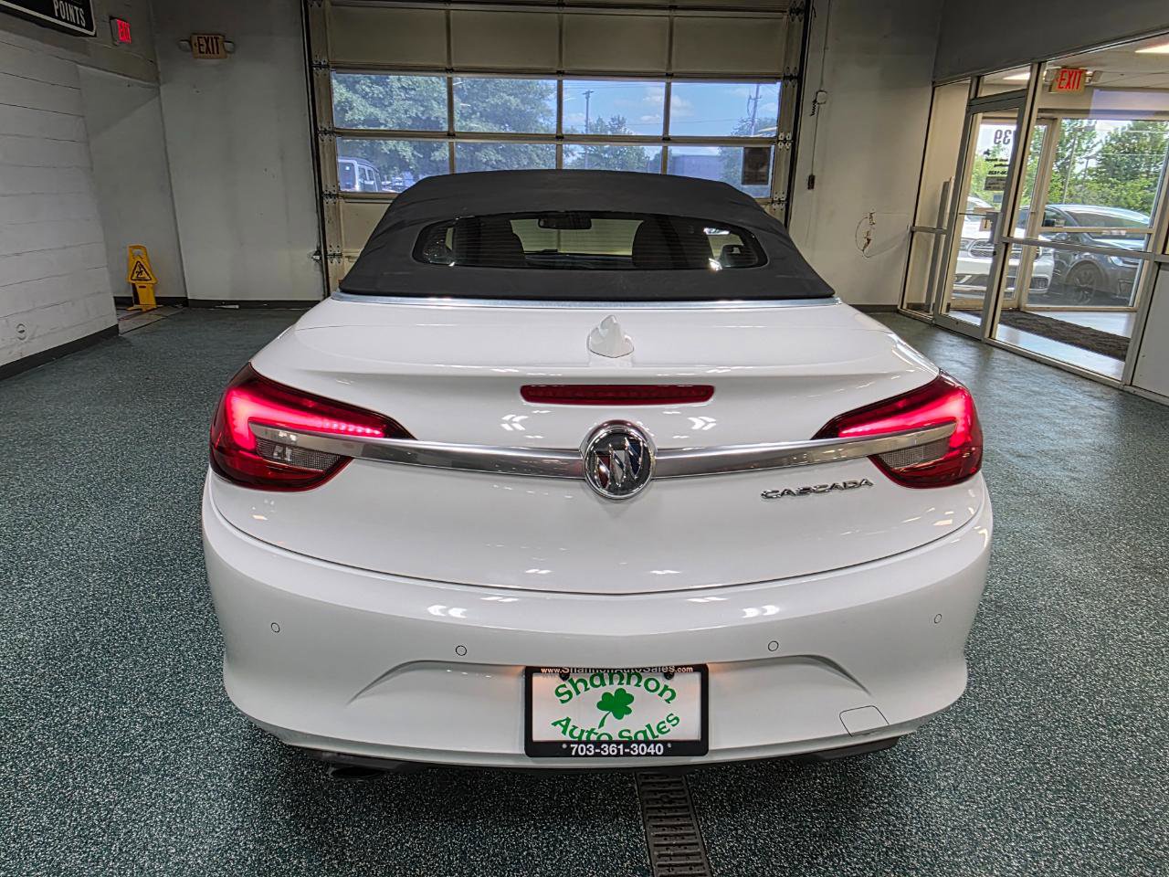 Used 2019 Buick Cascada Premium FWD image 8