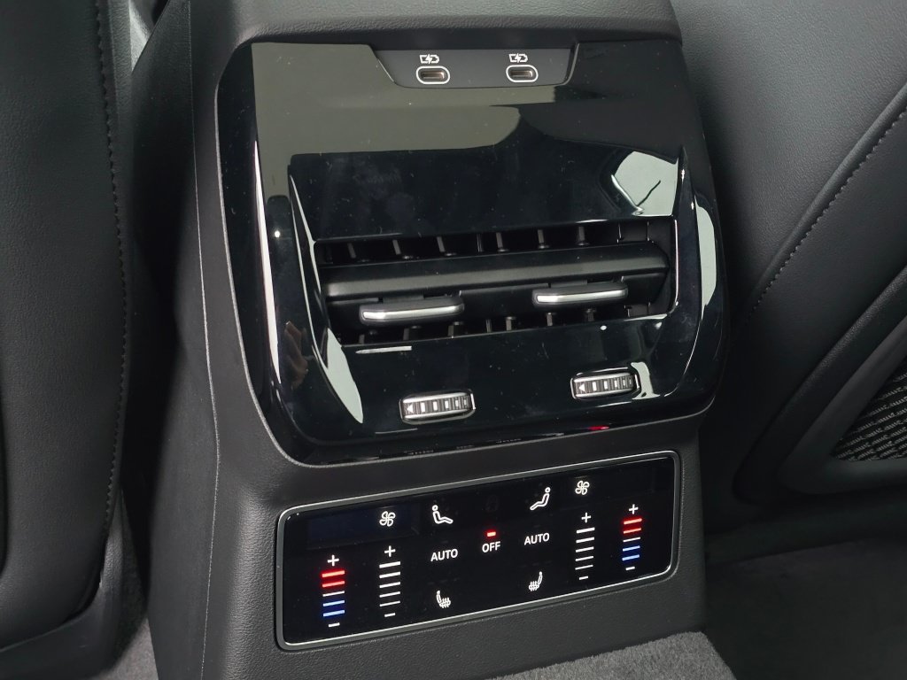 New 2026 Audi A6 Premium Plus AWD/4WD image 17