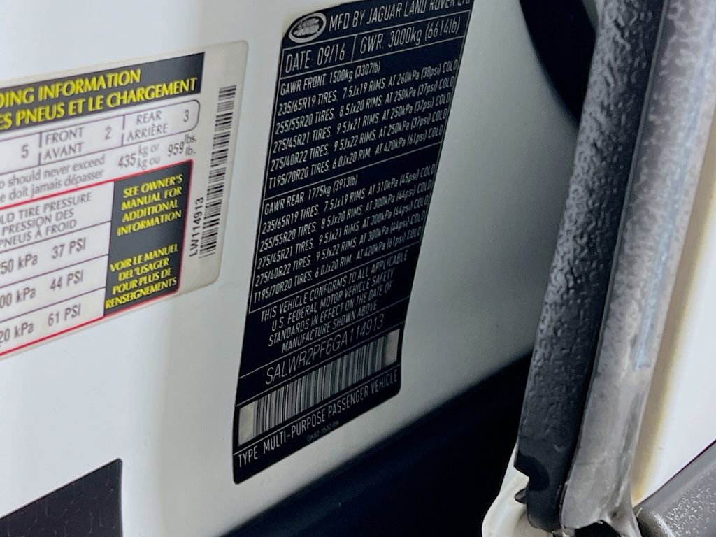 Used 2016 Land Rover Range Rover Sport HSE image 34