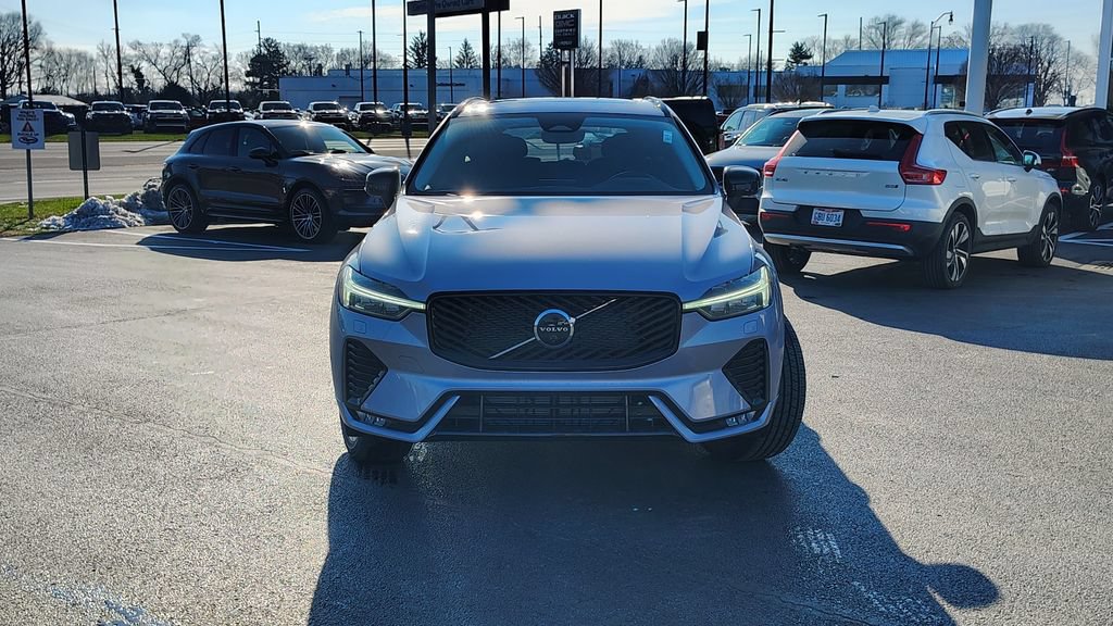 New 2026 Volvo XC60 B5 Plus w/ Protection Package Premier AWD/4WD image 30