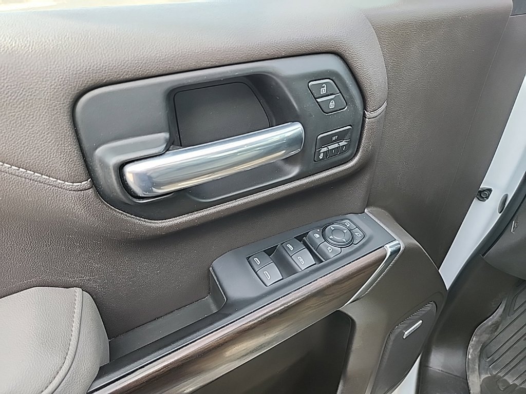 Used 2019 GMC Sierra 1500 SLT w/ SLT Premium Plus Package AWD/4WD image 28