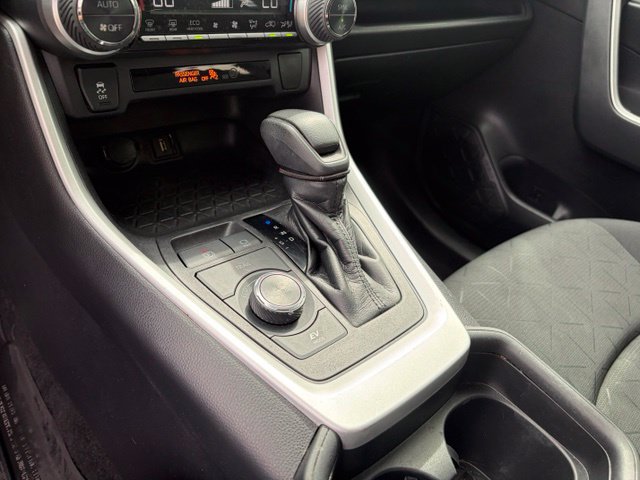 Used 2021 Toyota RAV4 XLE w/ Convenience Package AWD/4WD image 28