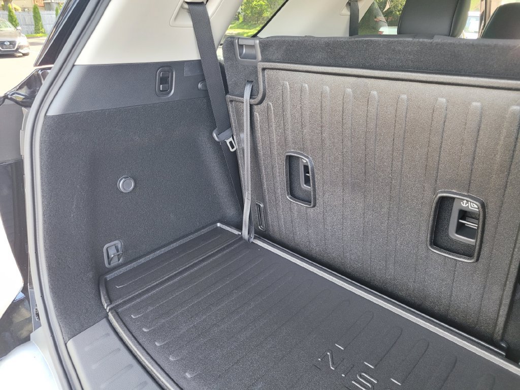 New 2026 Nissan Pathfinder Platinum AWD/4WD image 37