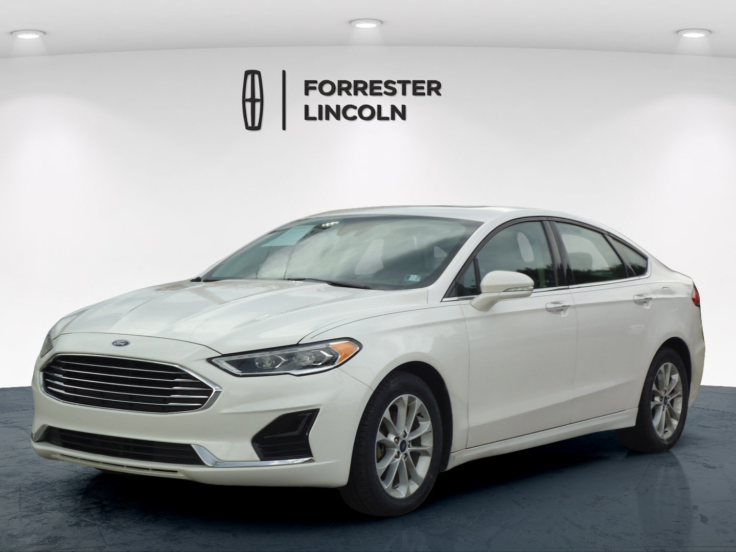 Used 2020 Ford Fusion SEL FWD image 7