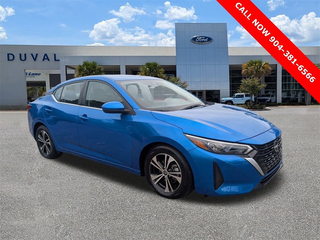 Used 2024 Nissan Sentra SV image 2