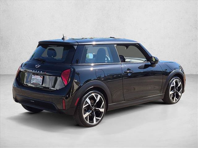 Used 2025 MINI Cooper S FWD image 5