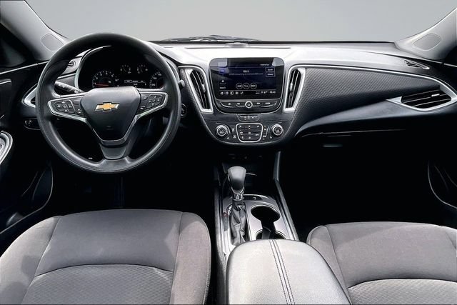 Used 2024 Chevrolet Malibu LT FWD image 7