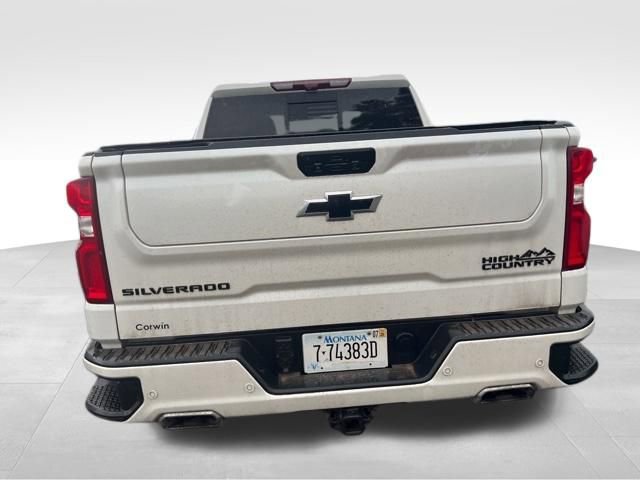 Used 2022 Chevrolet Silverado 1500 High Country w/ Technology Package AWD/4WD image 11