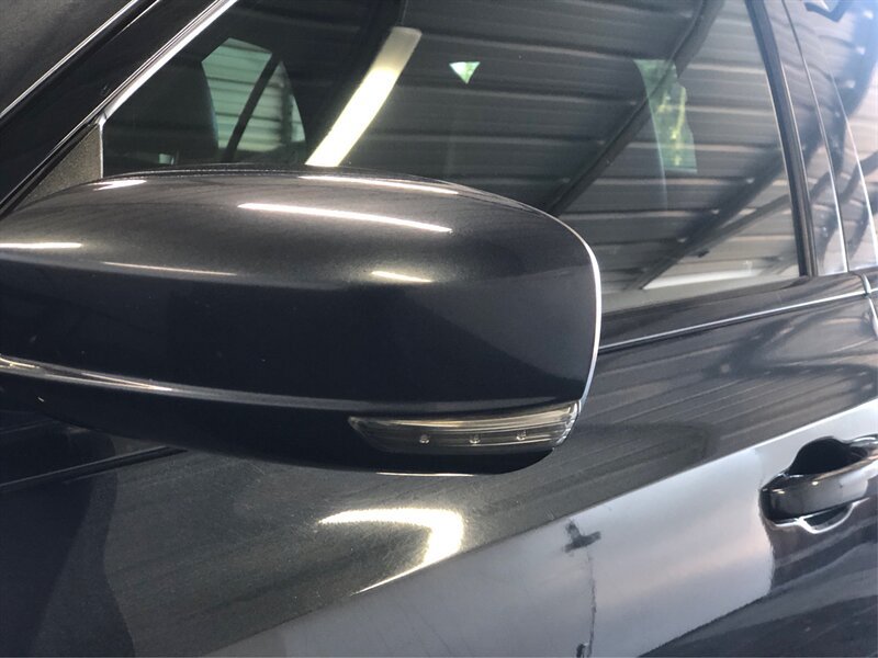 Used 2018 Chrysler 300 S w/ 300S Premium Group RWD image 20
