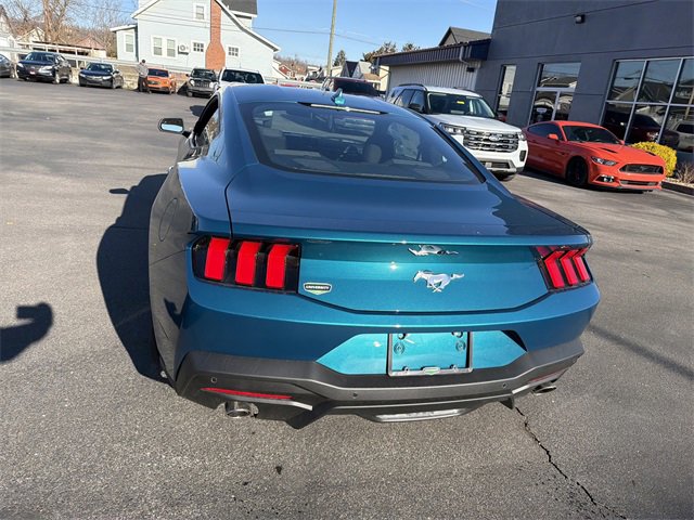 New 2026 Ford Mustang Coupe image 4