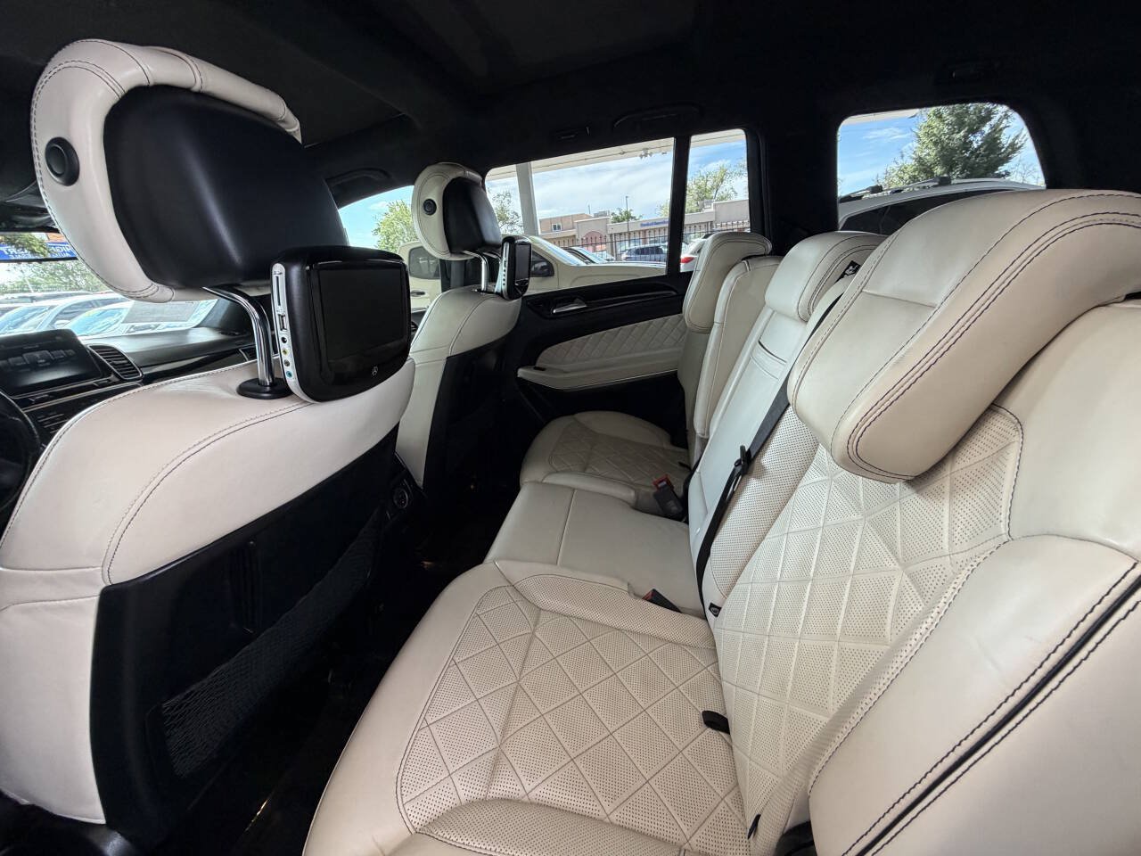 Used 2018 Mercedes-Benz GLS 550 4MATIC image 11