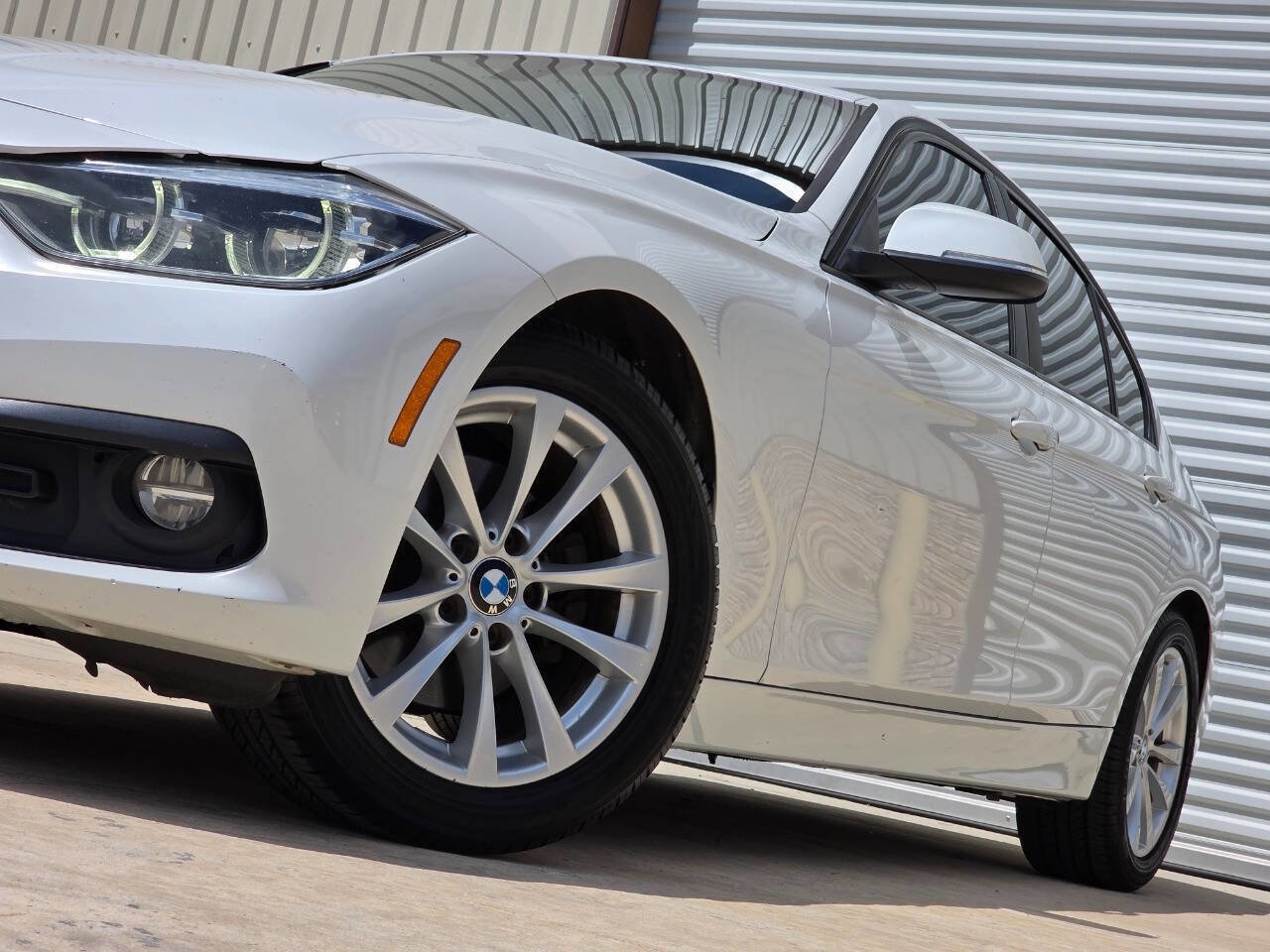Used 2018 BMW 320i Sedan image 8