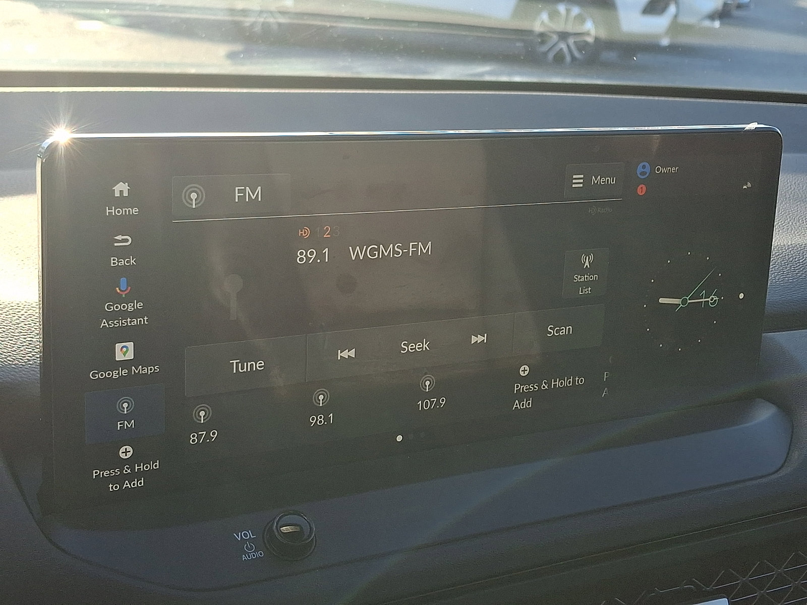 Used 2023 Honda Accord Touring image 19