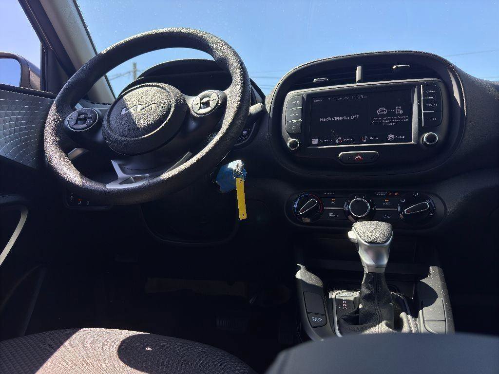 Certified 2022 Kia Soul LX w/ Technology Package image 26