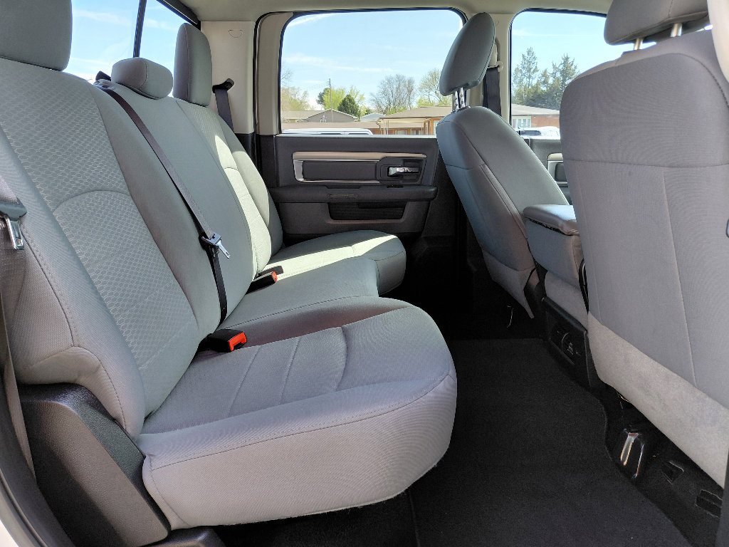 Used 2016 RAM 2500 SLT AWD/4WD image 11