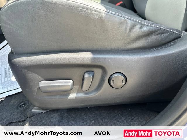 Used 2015 Toyota RAV4 Limited AWD/4WD image 12