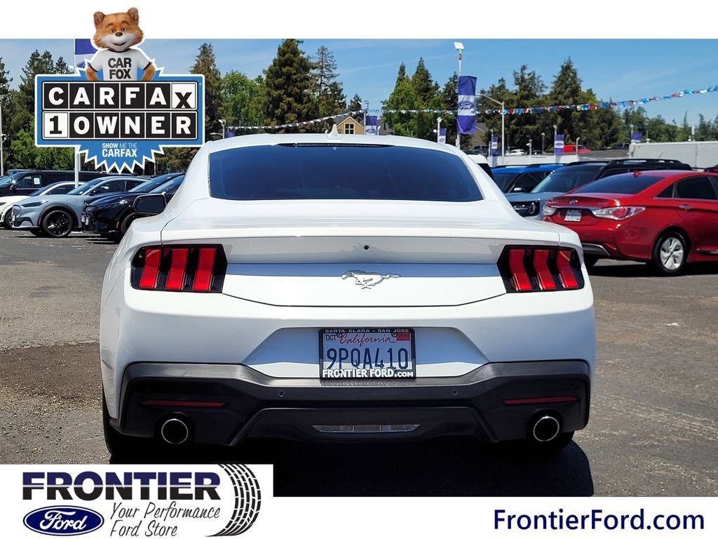 Used 2024 Ford Mustang Coupe RWD image 5