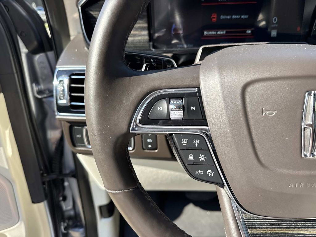 Certified 2022 Lincoln Navigator L Black Label image 23