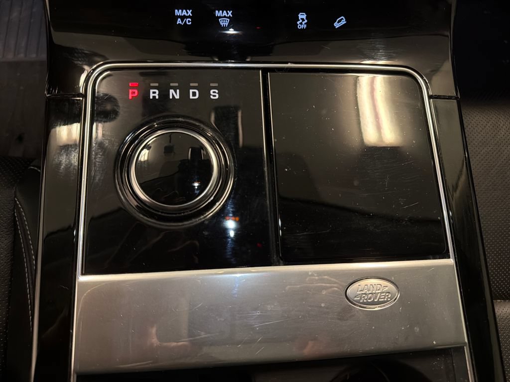 Used 2018 Land Rover Range Rover Velar S AWD/4WD image 18