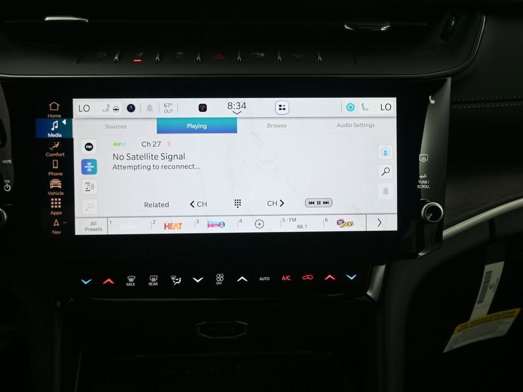 New 2026 Jeep Grand Cherokee Altitude image 4