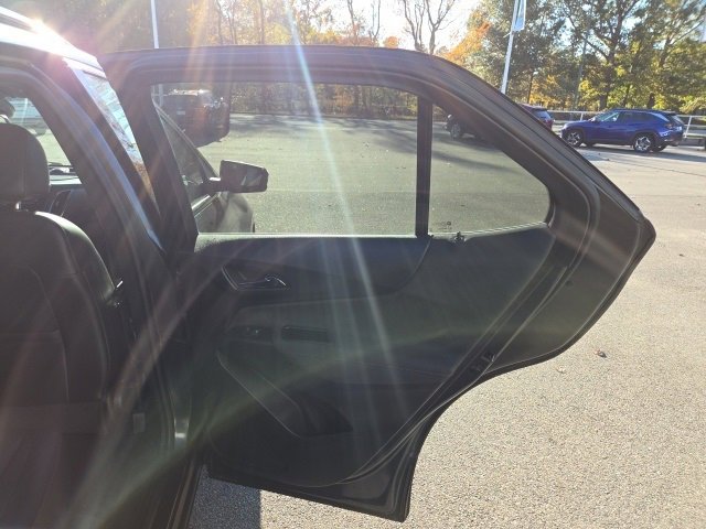 Used 2022 Chevrolet Equinox RS w/ RS Leather Package image 29