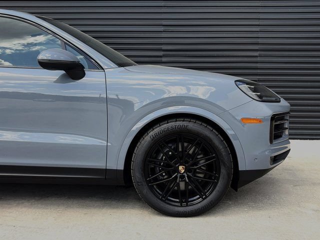 Certified 2026 Porsche Cayenne Coupe AWD/4WD image 11
