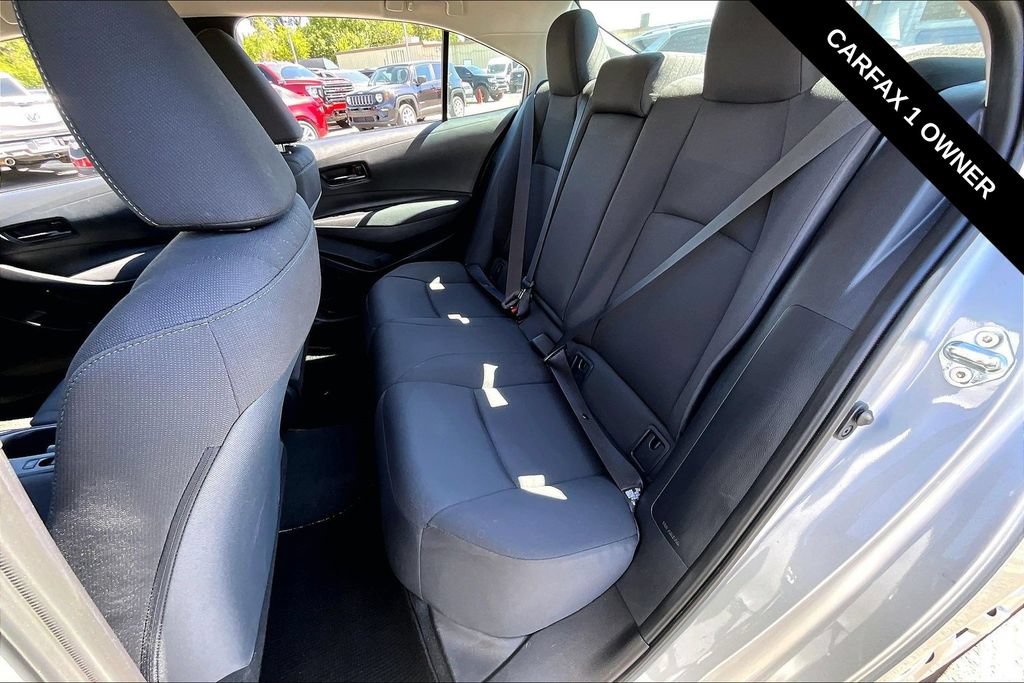 Used 2025 Toyota Corolla LE FWD image 6