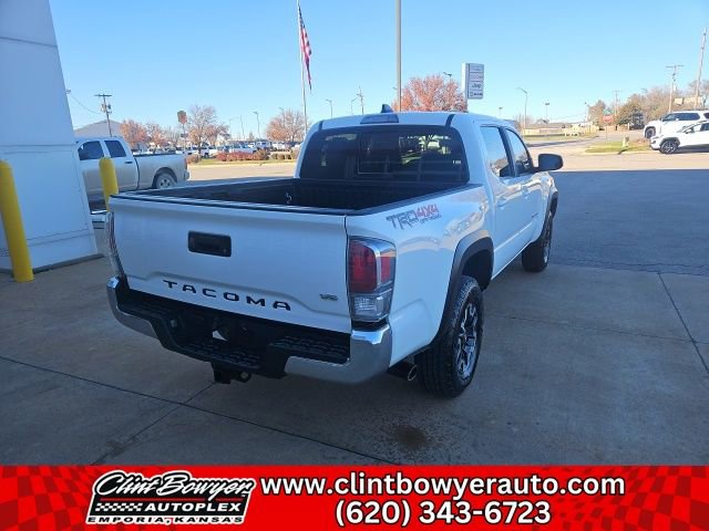 Used 2023 Toyota Tacoma TRD Off-Road image 8