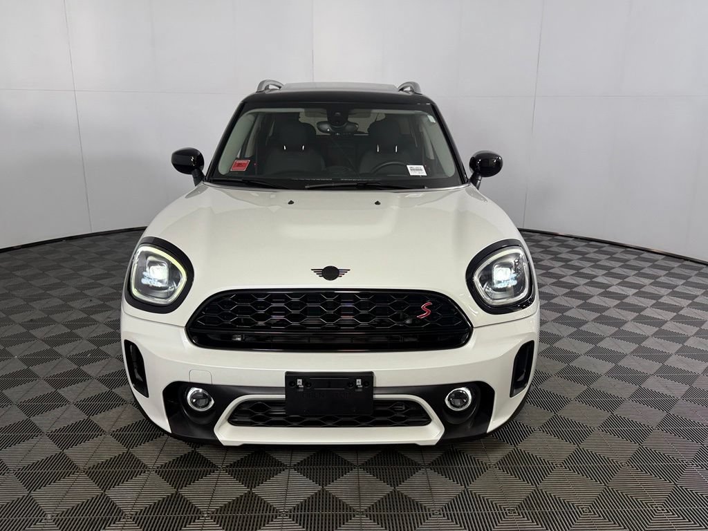 Used 2024 MINI Cooper Countryman S w/ Premium Package FWD image 3
