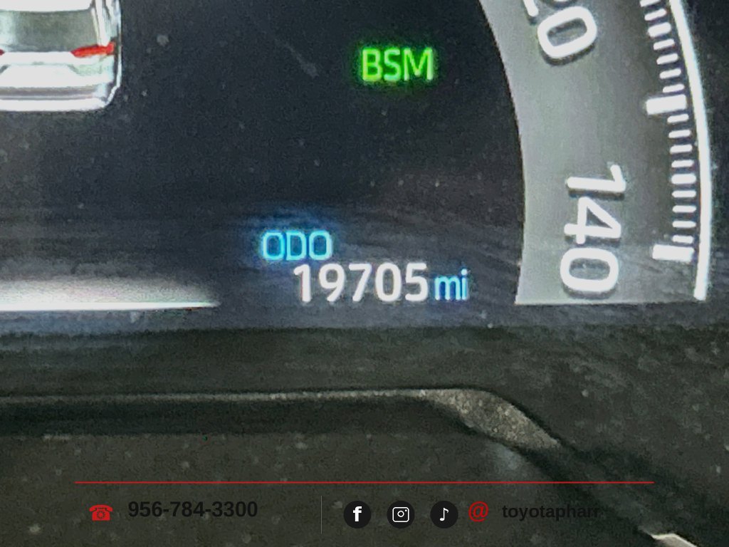 Used 2025 Toyota RAV4 XLE Premium FWD image 11