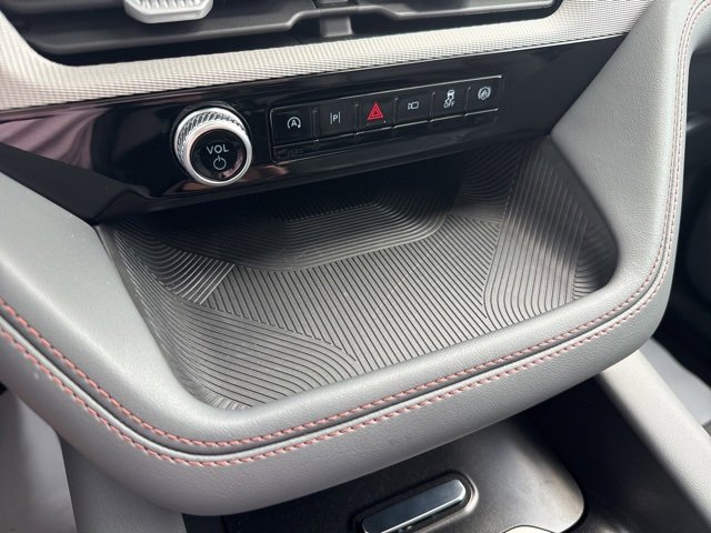 New 2025 Ford Explorer Active image 29