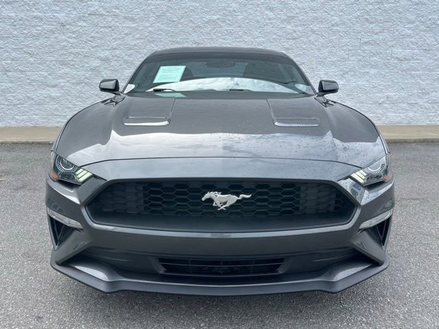 Used 2020 Ford Mustang Coupe image 2