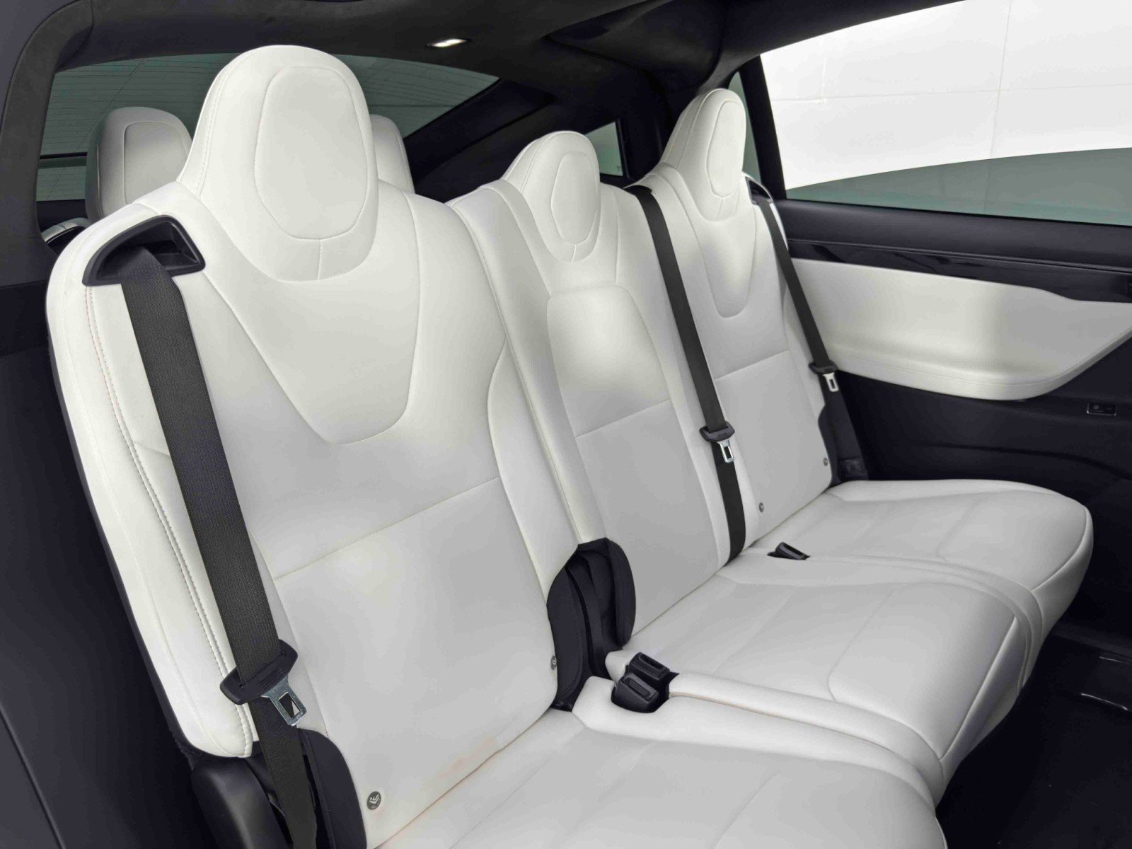 Used 2019 Tesla Model X 75D image 36