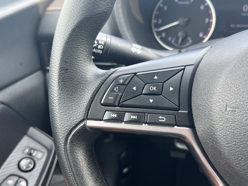 Used 2023 Nissan Sentra SV FWD image 21