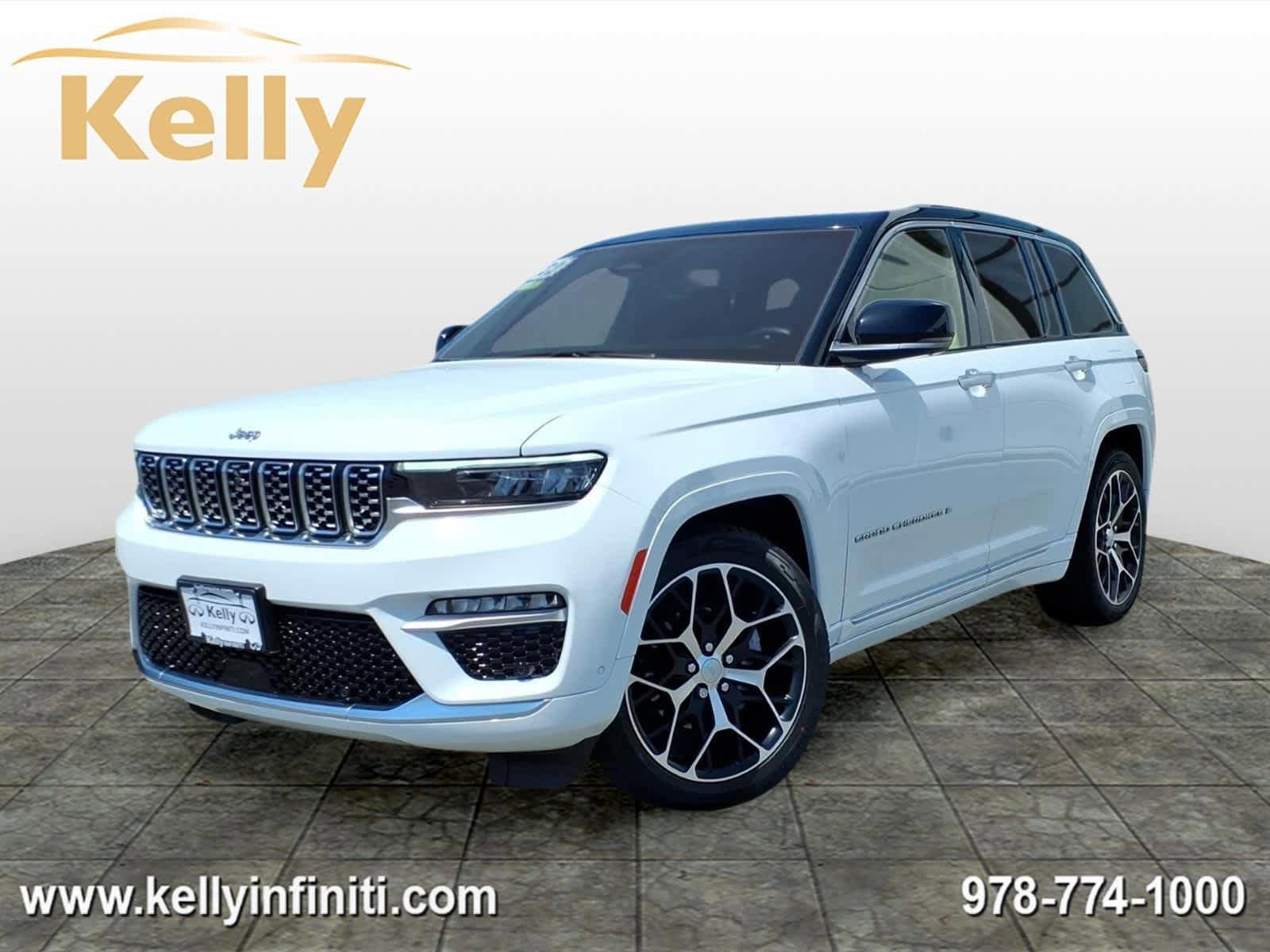 Used 2023 Jeep Grand Cherokee Summit AWD/4WD image 1