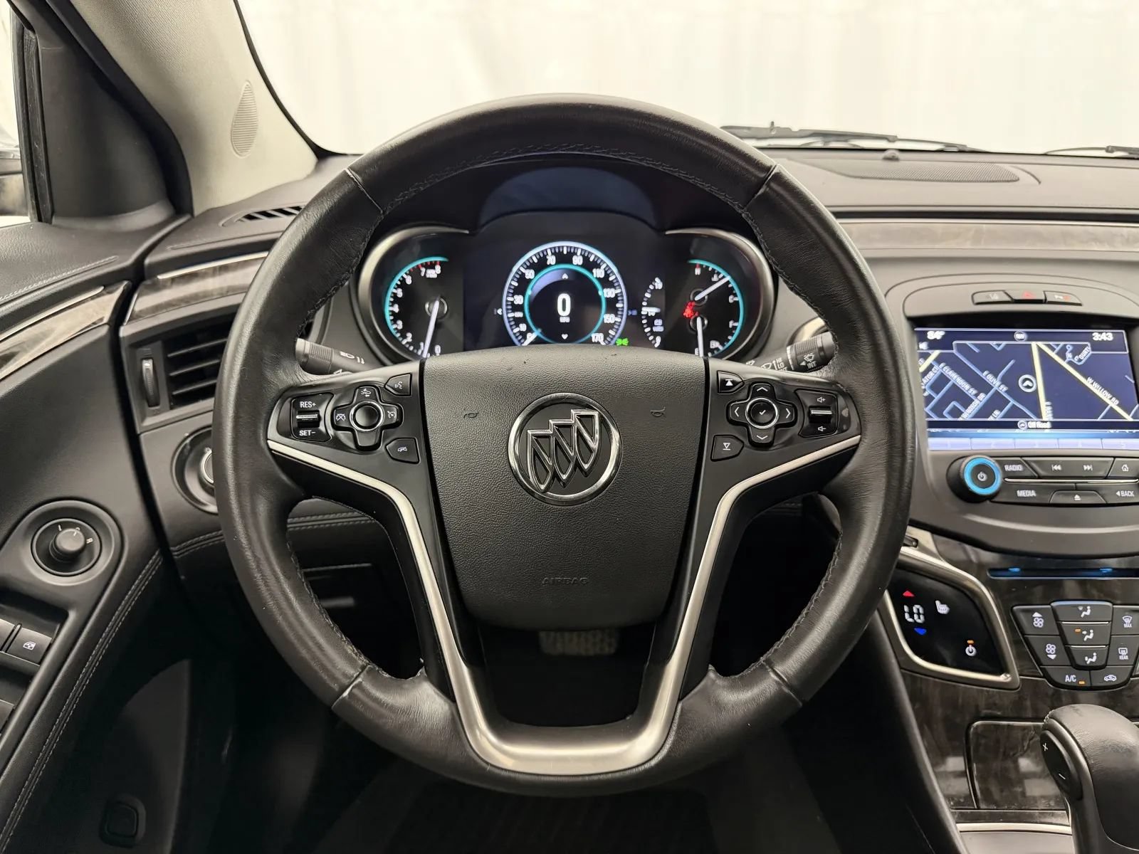 Used 2016 Buick LaCrosse Sport Touring w/ Experience Buick Package FWD image 10