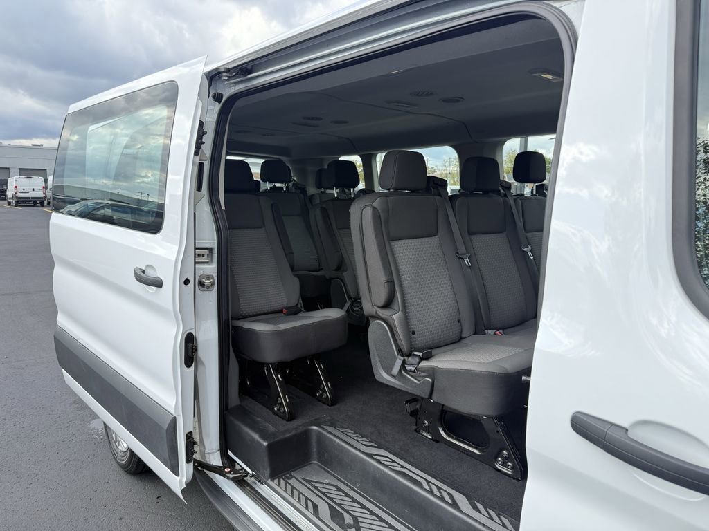Used 2024 Ford Transit 350 XLT image 9
