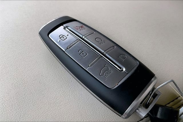 Certified 2025 Genesis GV70 2.5T Select w/ Select Package image 10